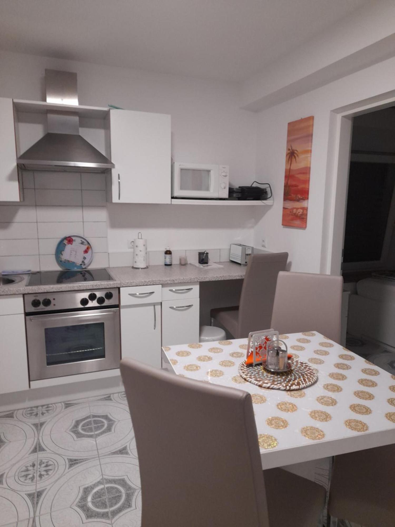 Apartments Donella Umag Exterior photo